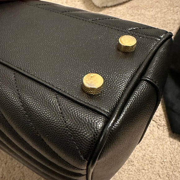 Saint Laurent Tote - Picture 7 of 11